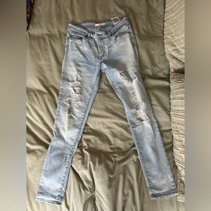 Women’s skinny Levi’s